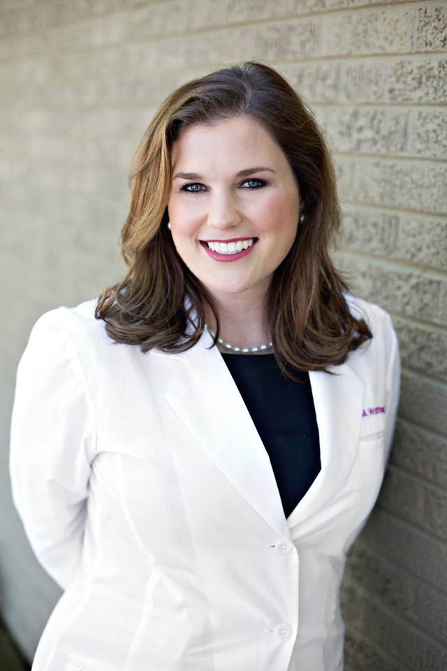 Dr. Molly Warthan Logo