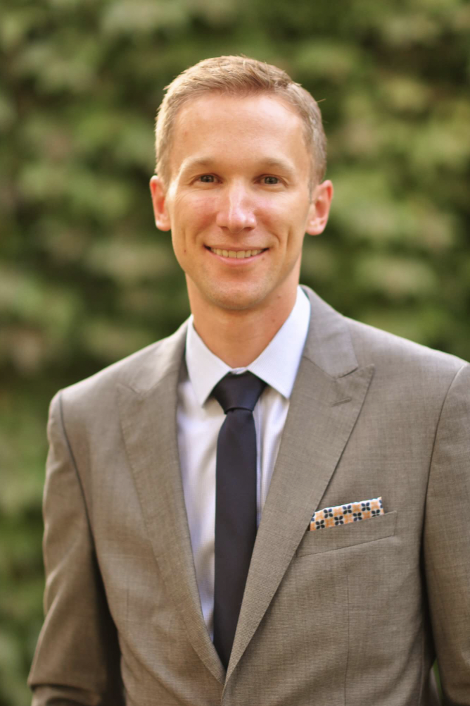 Dr. Nathan Kludt Logo