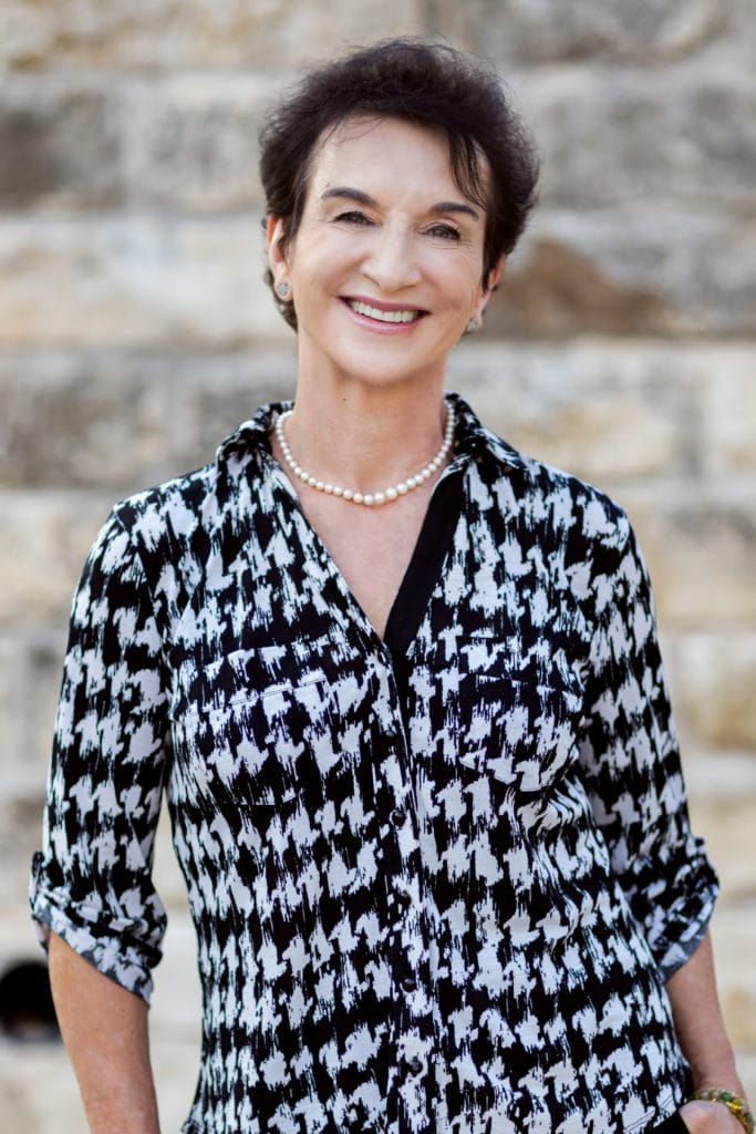 Dr. Eleanor Womack Logo