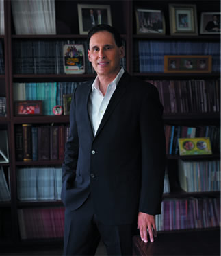 Dr. Mark Nestor Logo
